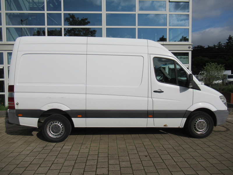 Mercedes-Benz Sprinter 313 2.2 CDI 366 L2H2 AIRCO - Klima - Furgon: slika 3 Mercedes-Benz Sprinter 313 2.2 CDI 366 L2H2 AIRCO - Klima - Furgon: slika 3