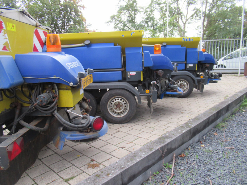 NIDO AWK 2500-1 Stratos B11L-18 ACLN280 1,1M3 + 500L Zoutstrooier Salzstreuer - Rasipač peska/ Soli: slika 5 NIDO AWK 2500-1 Stratos B11L-18 ACLN280 1,1M3 + 500L Zoutstrooier Salzstreuer - Rasipač peska/ Soli: slika 5