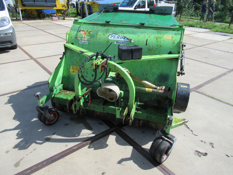 Peruzzo 1600 Klepelmaaier + Opvang - Baštenska kosačica: slika 3 Peruzzo 1600 Klepelmaaier + Opvang - Baštenska kosačica: slika 3