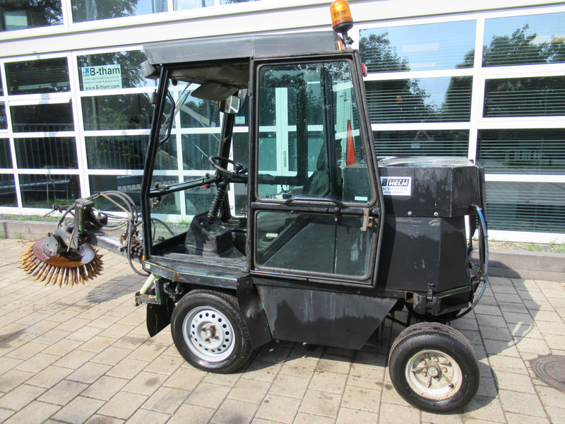 ROBERINE 1503 - 628 4WD Onkruidborstelmachine - Autočistilica: slika 3 ROBERINE 1503 - 628 4WD Onkruidborstelmachine - Autočistilica: slika 3