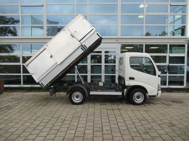 Toyota Dyna 100 3.0 D-4D 80KW Comfort Veegvuilkipper Tipper - Dostavno vozilo kiper: slika 4 Toyota Dyna 100 3.0 D-4D 80KW Comfort Veegvuilkipper Tipper - Dostavno vozilo kiper: slika 4