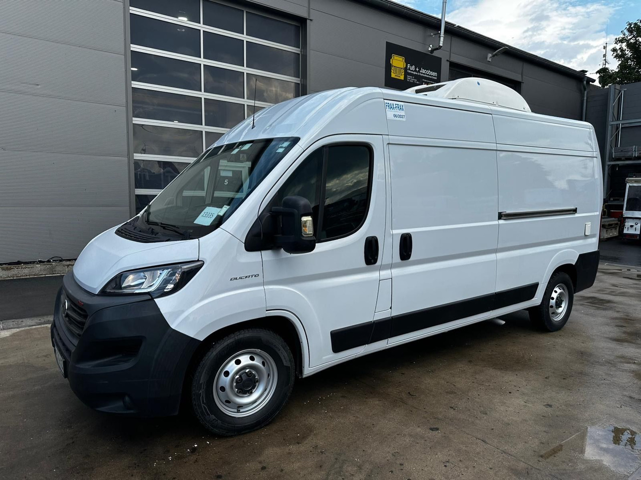 Fiat Ducato Isberg Pharma-Kühler -30°C/4°C/22°C - Dostavno vozilo hladnjača: slika 1 Fiat Ducato Isberg Pharma-Kühler -30°C/4°C/22°C - Dostavno vozilo hladnjača: slika 1