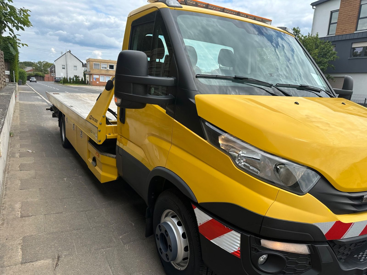 Iveco Daily 70c18 Schiebeplateau/Seilwinde/Funk - Šlep vozilo: slika 3 Iveco Daily 70c18 Schiebeplateau/Seilwinde/Funk - Šlep vozilo: slika 3