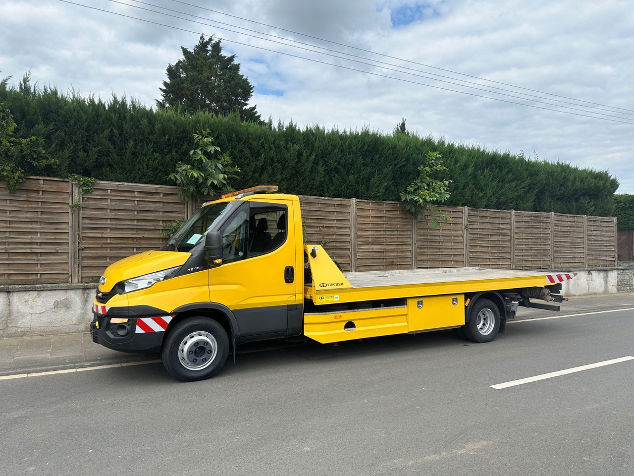 Iveco Daily 70c18 Schiebeplateau/Seilwinde/Funk - Šlep vozilo: slika 1 Iveco Daily 70c18 Schiebeplateau/Seilwinde/Funk - Šlep vozilo: slika 1