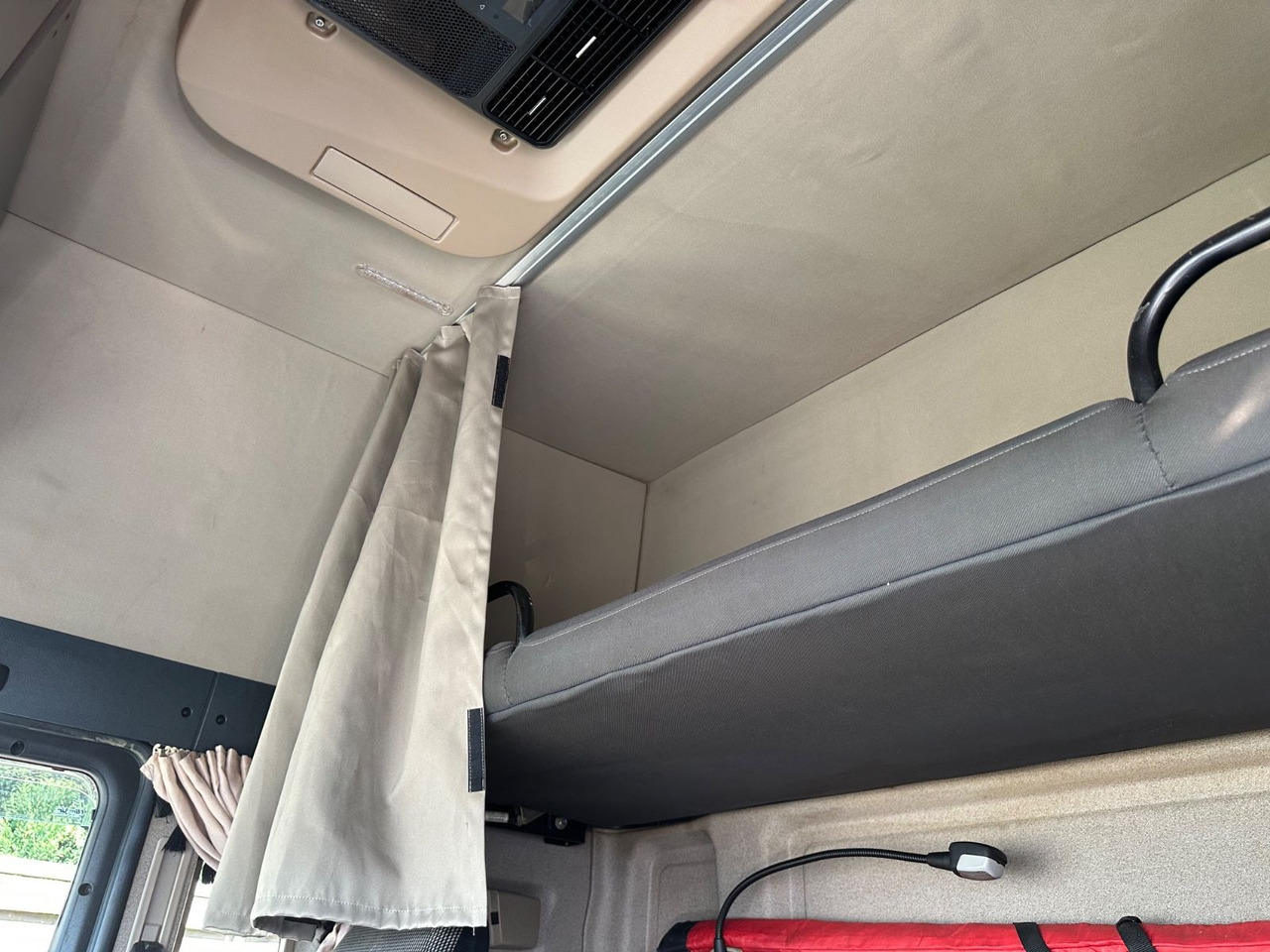 MAN 8.250 TGL*VDI2700*TOP*4-er Zug BFT Anhänger MAN 8.250 TGL*4er-Zug*XLX Kabine*VDI2700*TOP* - Kamion za prevoz automobila: slika 5 MAN 8.250 TGL*VDI2700*TOP*4-er Zug BFT Anhänger MAN 8.250 TGL*4er-Zug*XLX Kabine*VDI2700*TOP* - Kamion za prevoz automobila: slika 5