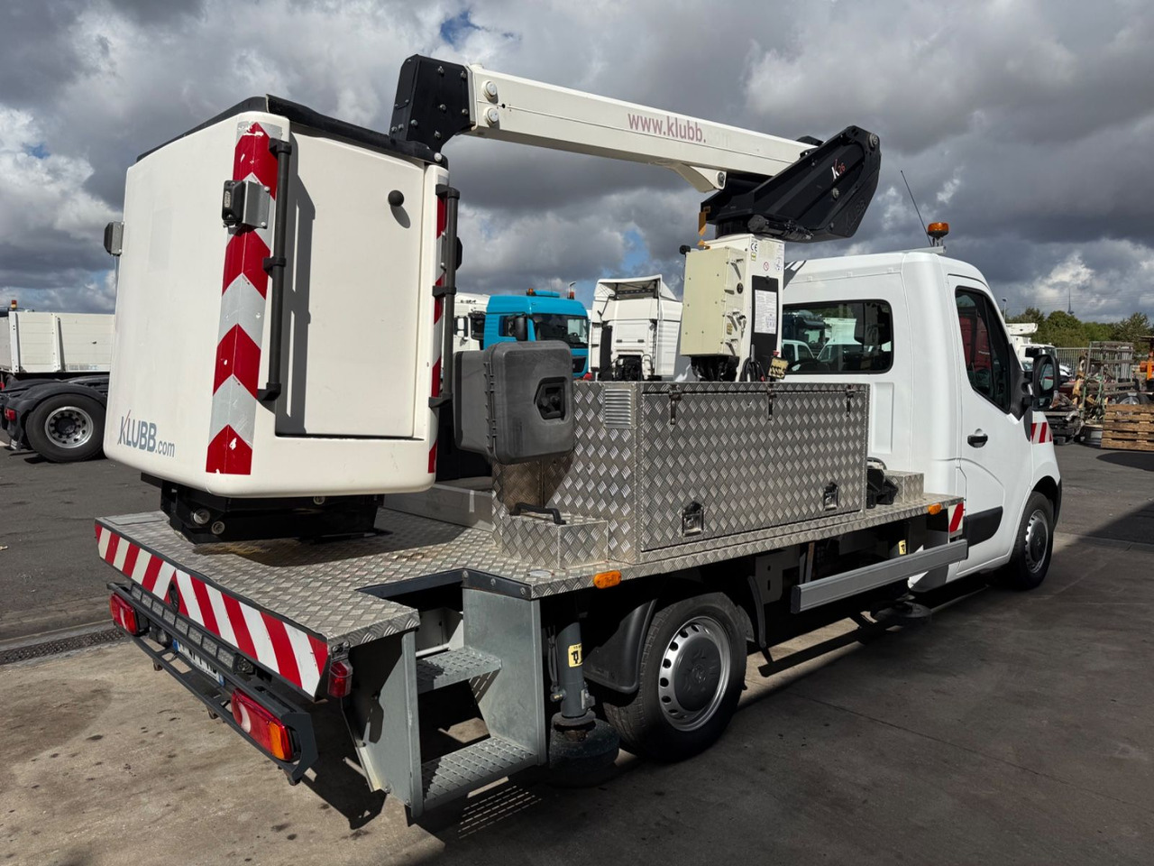 Renault Master III Steiger Klubb K26 / 11,2m / 200Kg - Vazdušna platforma montirana na kamion: slika 5 Renault Master III Steiger Klubb K26 / 11,2m / 200Kg - Vazdušna platforma montirana na kamion: slika 5