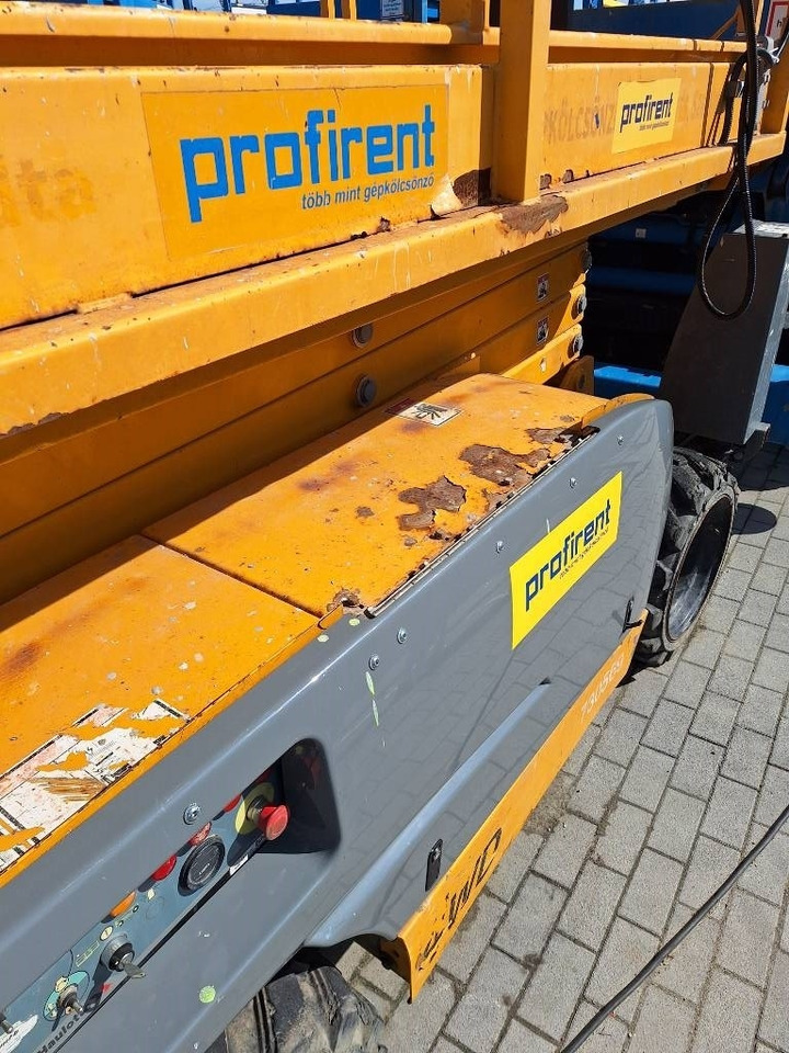 Haulotte Compact 12 DX - Lift u obliku makaza: slika 3 Haulotte Compact 12 DX - Lift u obliku makaza: slika 3