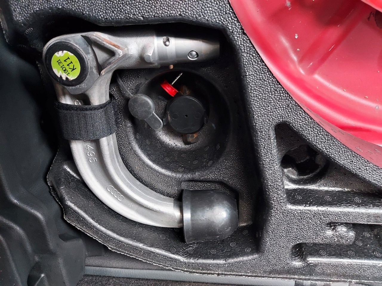 Audi Q2 40 TFSI quattro sport LED Leder Kamera AHK - SUV: slika 3 Audi Q2 40 TFSI quattro sport LED Leder Kamera AHK - SUV: slika 3