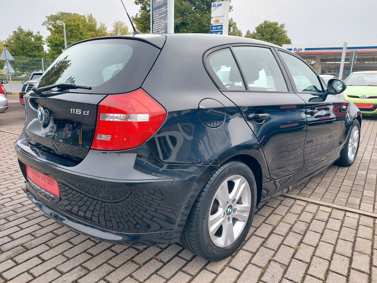 BMW 116 Baureihe 1 Lim. 116d Klima Sitzheizung - Limuzina: slika 3 BMW 116 Baureihe 1 Lim. 116d Klima Sitzheizung - Limuzina: slika 3