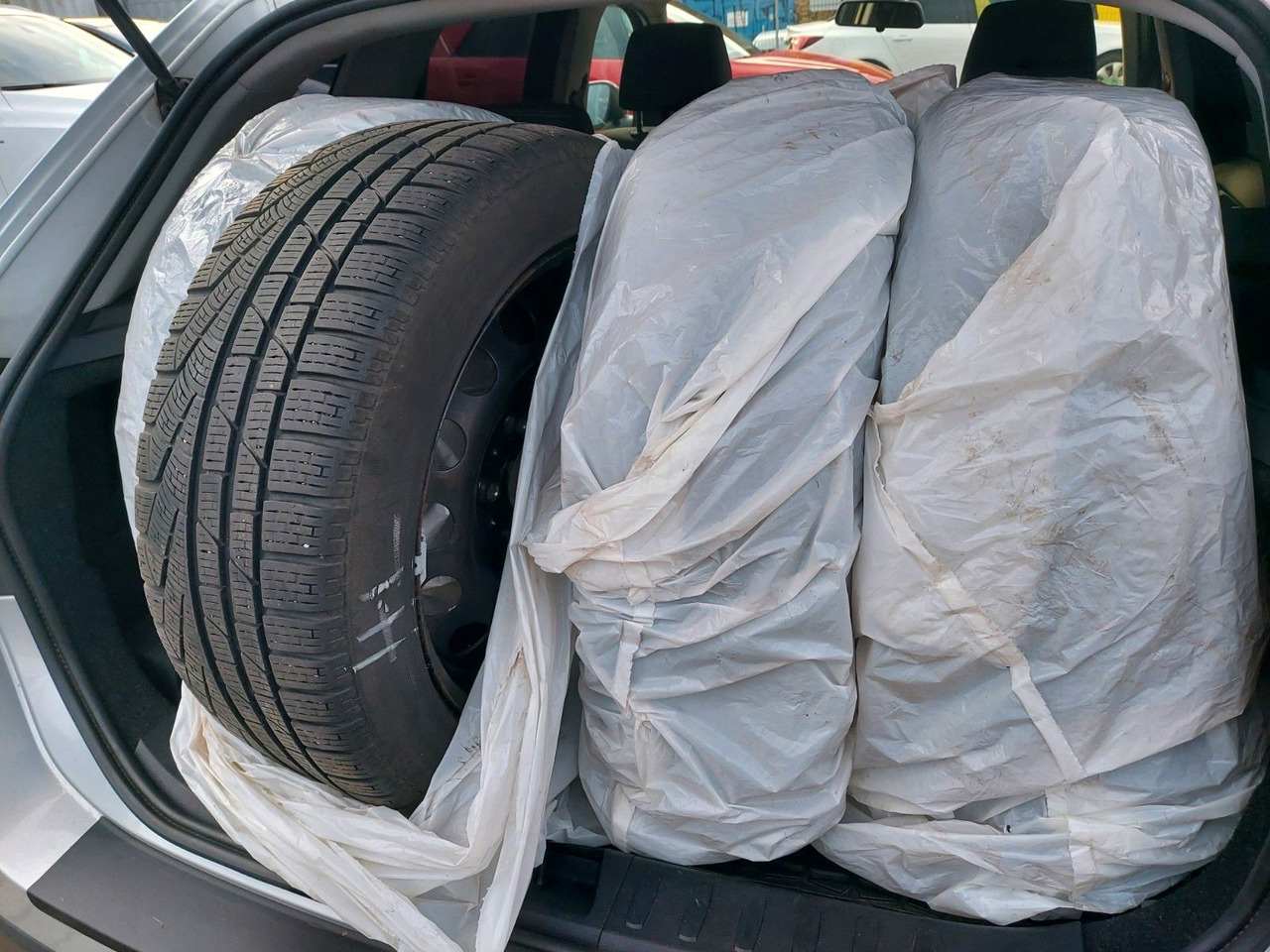 SUV BMW X1 18 d xDrive Xenon Navi Leder AHK: slika 16 SUV BMW X1 18 d xDrive Xenon Navi Leder AHK: slika 16