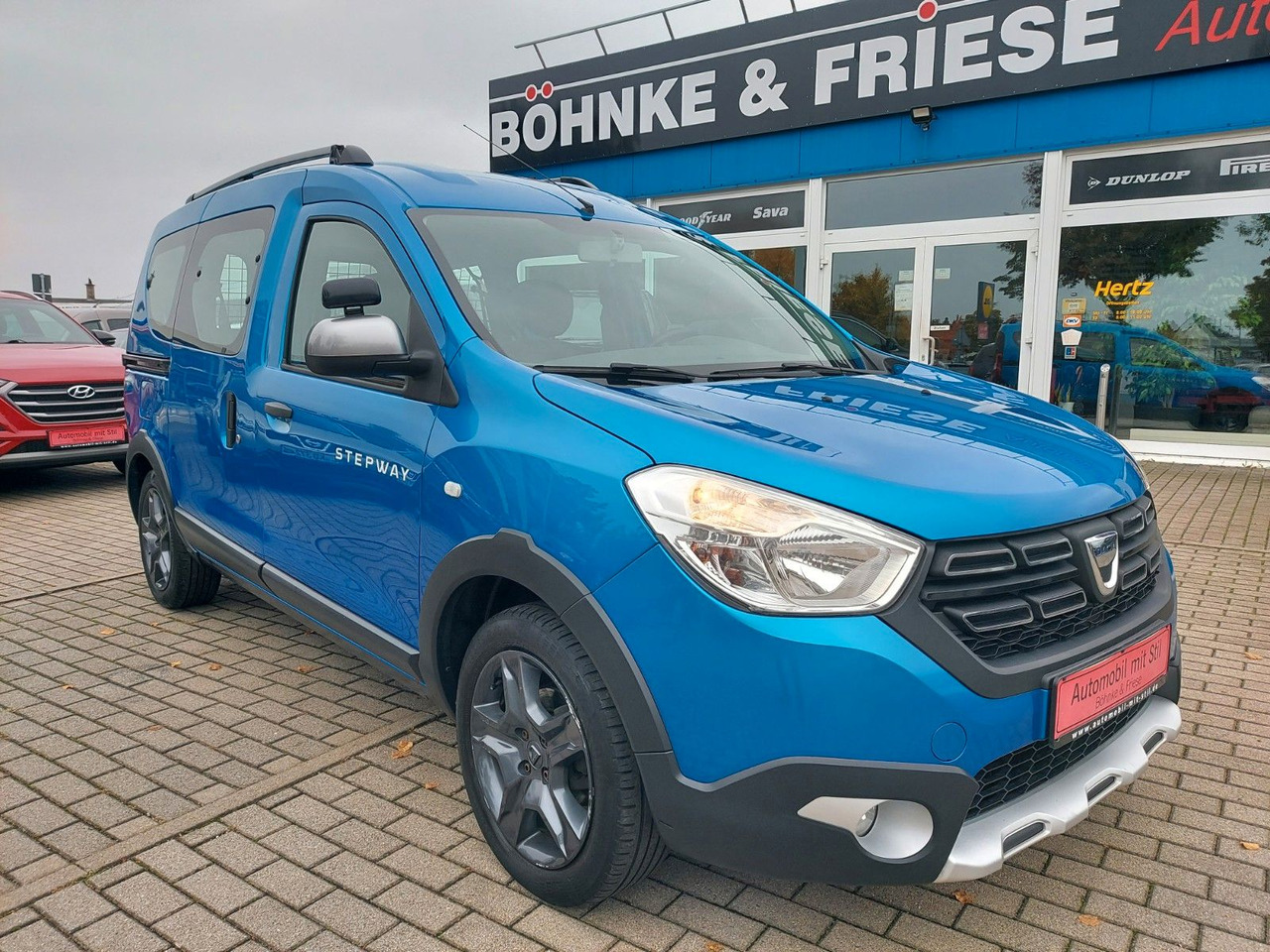Dacia Dokker Stepway Celebration NAVI PDC AHK - Karavan: slika 2 Dacia Dokker Stepway Celebration NAVI PDC AHK - Karavan: slika 2