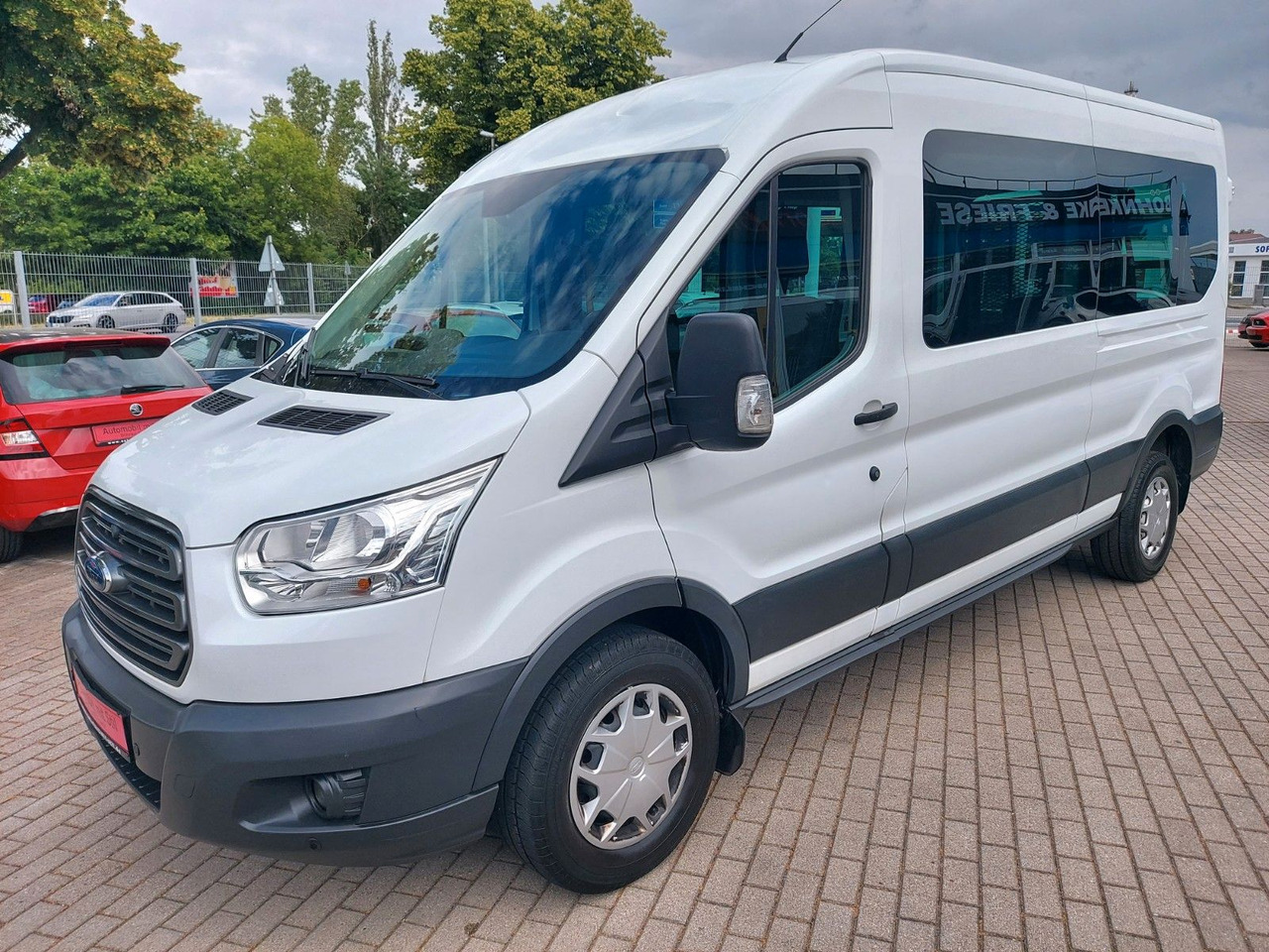 Ford Transit Kombi 350 L3 hoch Trend Rollstuhl Lift - Putnički kombi: slika 2 Ford Transit Kombi 350 L3 hoch Trend Rollstuhl Lift - Putnički kombi: slika 2