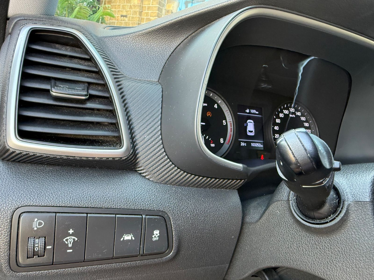 SUV Hyundai Tucson Trend 2WD SHZ KLIMAA. PDC NAVI TEMPOMAT: slika 24 SUV Hyundai Tucson Trend 2WD SHZ KLIMAA. PDC NAVI TEMPOMAT: slika 24