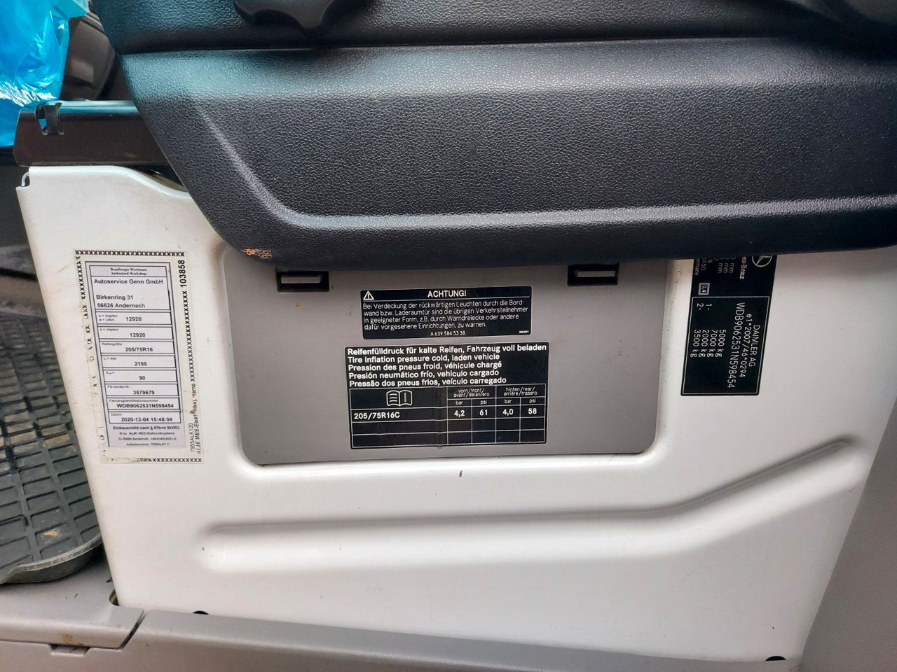 Dostavno vozilo s ravnom platformom, Dostavno vozilo sa duplom kabinom Mercedes-Benz Sprinter II Pritsche/DoKa 516 CDI KLIMA AHK: slika 19