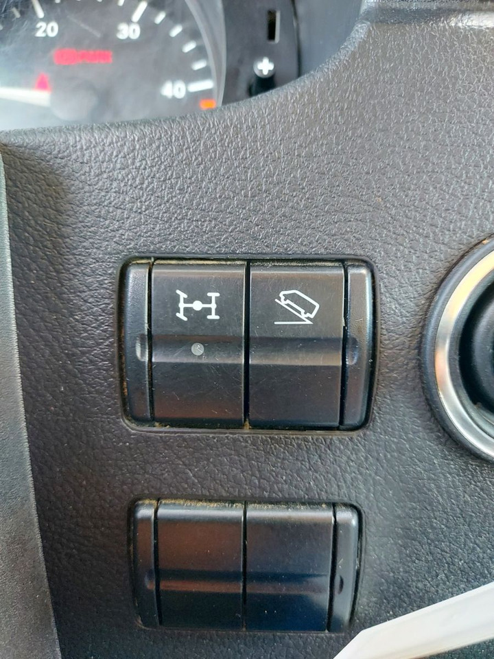 Putnički kombi Mercedes-Benz Sprinter II Pritsche DoKa 6 Sitze 316 CDI 4X4: slika 18