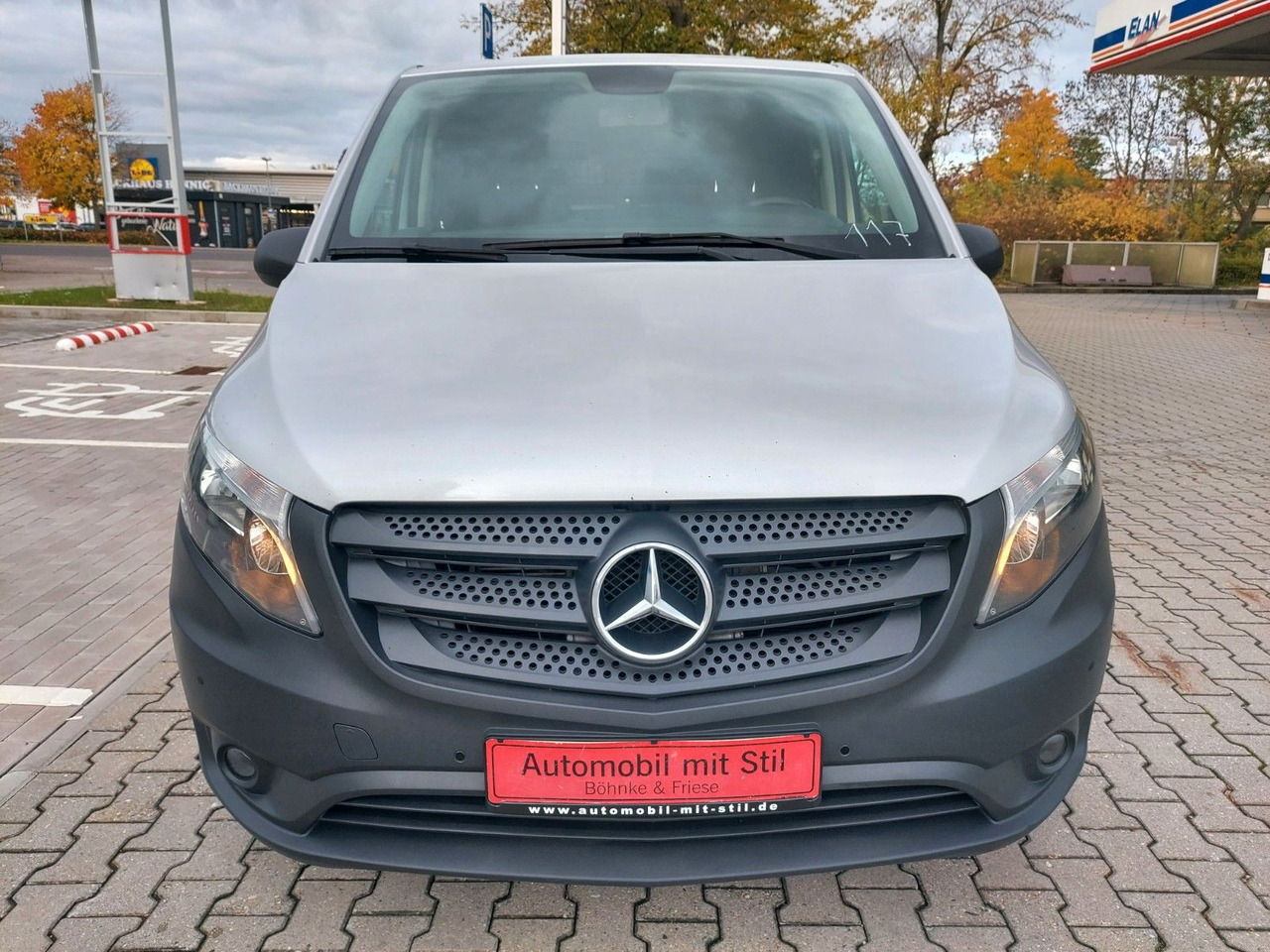 Mercedes-Benz Vito Kasten 114 4x4 4Matic lang Klima AHK PDC - Putnički kombi: slika 4 Mercedes-Benz Vito Kasten 114 4x4 4Matic lang Klima AHK PDC - Putnički kombi: slika 4