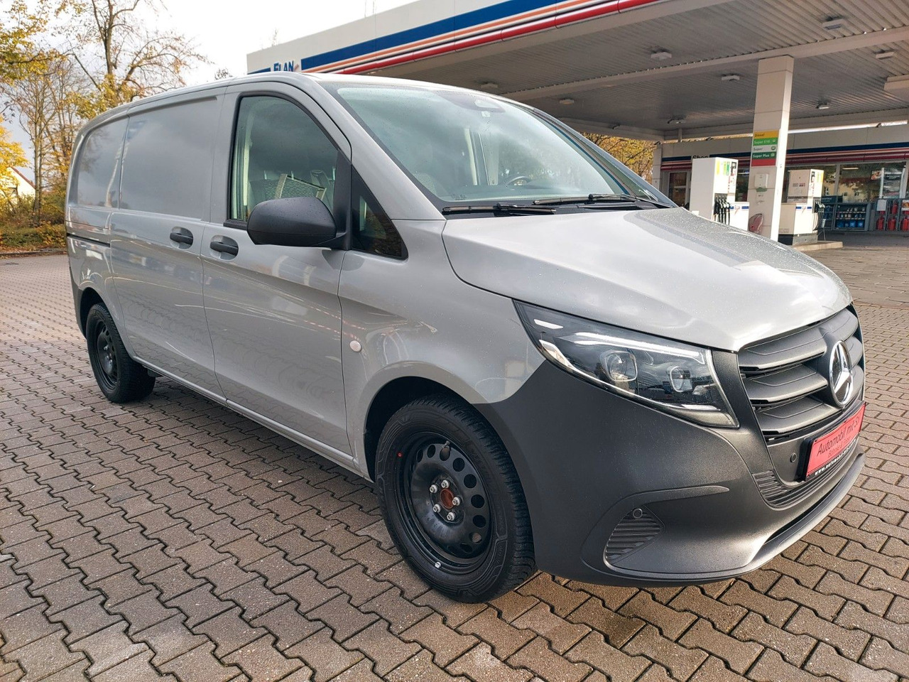 Mercedes-Benz Vito Kasten 114 CDI RWD PRO kompakt Navi - Putnički kombi: slika 2 Mercedes-Benz Vito Kasten 114 CDI RWD PRO kompakt Navi - Putnički kombi: slika 2