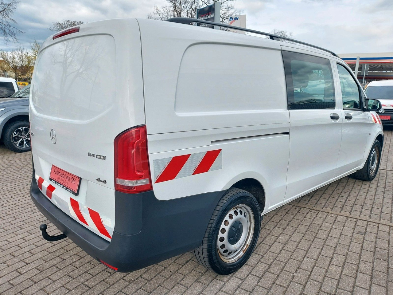 Putnički kombi Mercedes-Benz Vito Mixto 114 CDI 4x4 Extralang 5 Sitze LED: slika 9