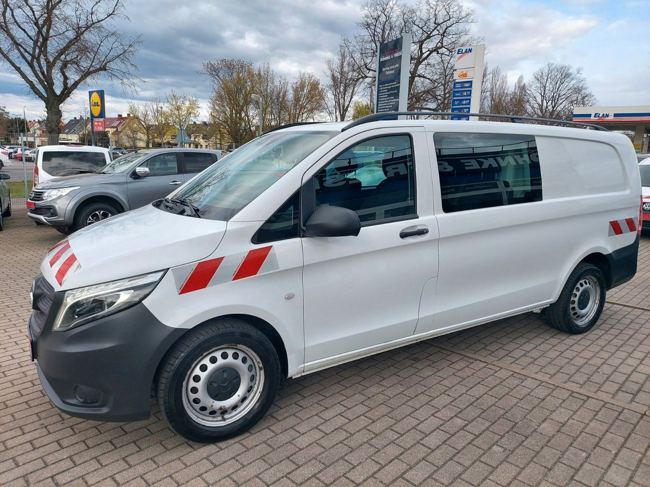 Putnički kombi Mercedes-Benz Vito Mixto 114 CDI 4x4 Extralang 5 Sitze LED: slika 12