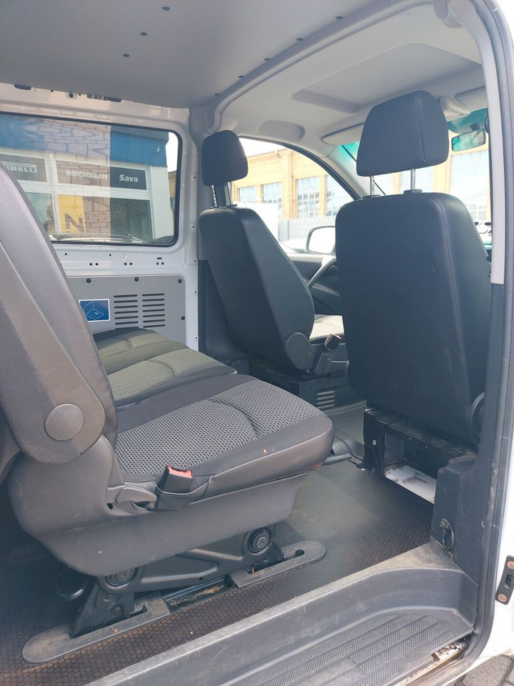 Mercedes-Benz Vito Mixto 4x4 116 CDI lang Autom. Tempo - Putnički kombi: slika 5 Mercedes-Benz Vito Mixto 4x4 116 CDI lang Autom. Tempo - Putnički kombi: slika 5