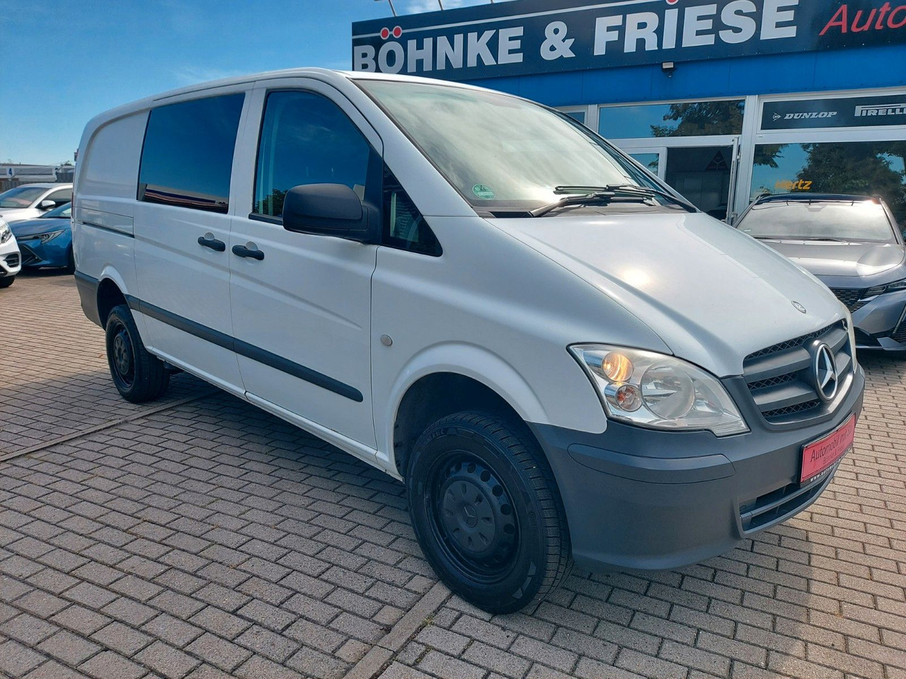 Mercedes-Benz Vito Mixto 4x4 116 CDI lang Autom. Tempo - Putnički kombi: slika 3 Mercedes-Benz Vito Mixto 4x4 116 CDI lang Autom. Tempo - Putnički kombi: slika 3