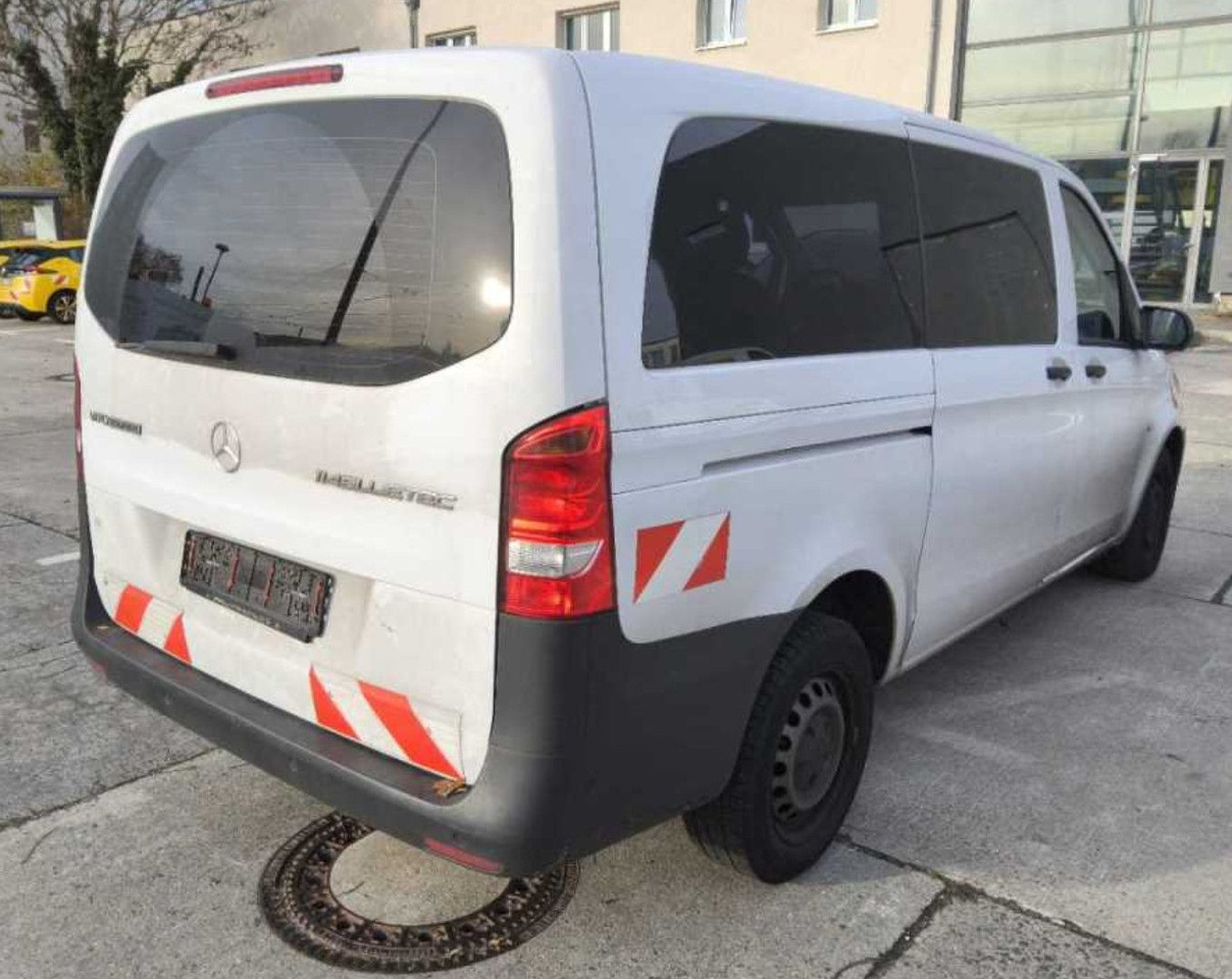 Mercedes-Benz Vito Tourer 114CDI Lang TOURER KLIMA 10 /26 TÜV - Putnički kombi: slika 4 Mercedes-Benz Vito Tourer 114CDI Lang TOURER KLIMA 10 /26 TÜV - Putnički kombi: slika 4