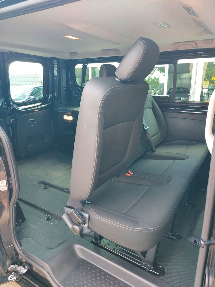 Nissan NV300 Kombi L2 H1 2,7t PREMIUM KLIMA TEMPO PDC - Putnički kombi: slika 5 Nissan NV300 Kombi L2 H1 2,7t PREMIUM KLIMA TEMPO PDC - Putnički kombi: slika 5