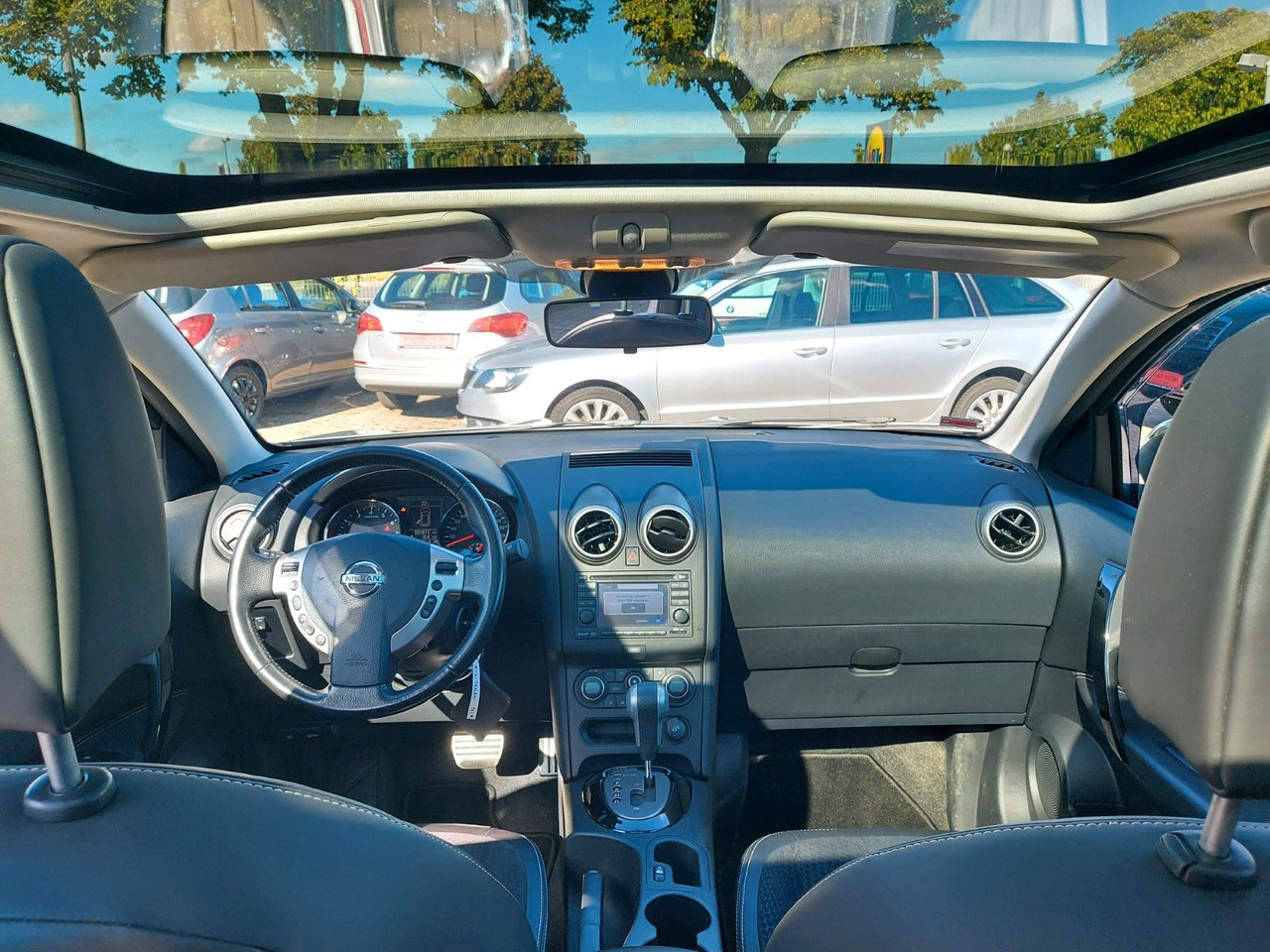 Nissan Qashqai Automatik 360 Klima Panorama AHK - SUV: slika 2 Nissan Qashqai Automatik 360 Klima Panorama AHK - SUV: slika 2