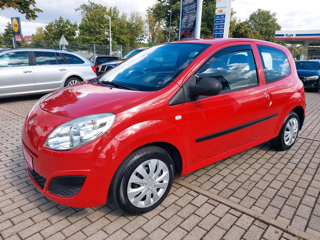 Renault Twingo Authentique DAB nur 37000km - Automobil: slika 3 Renault Twingo Authentique DAB nur 37000km - Automobil: slika 3