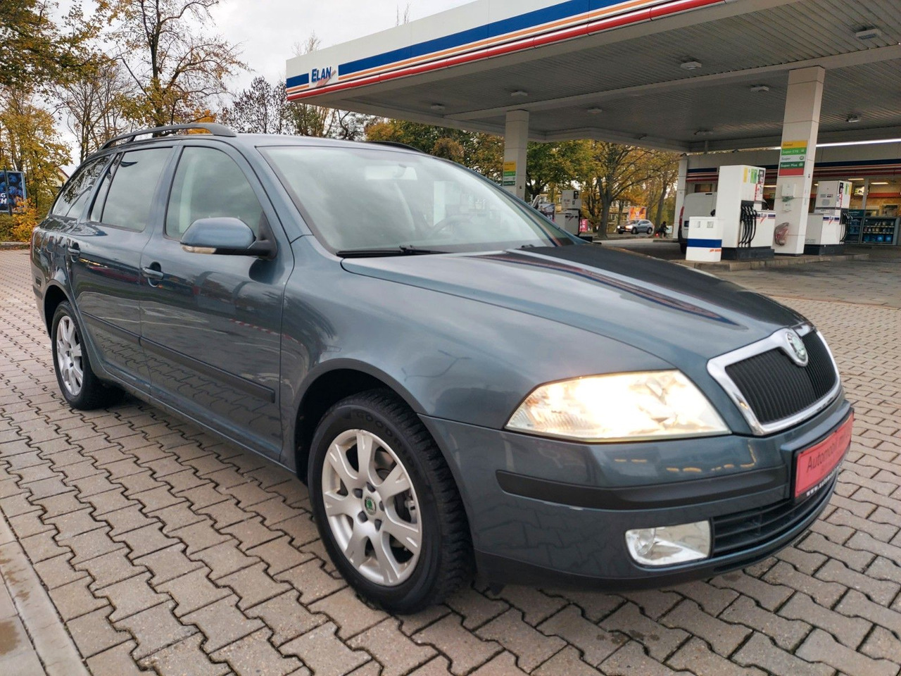 Skoda Octavia Combi Ambiente Klima Navi AHK - Karavan: slika 1 Skoda Octavia Combi Ambiente Klima Navi AHK - Karavan: slika 1