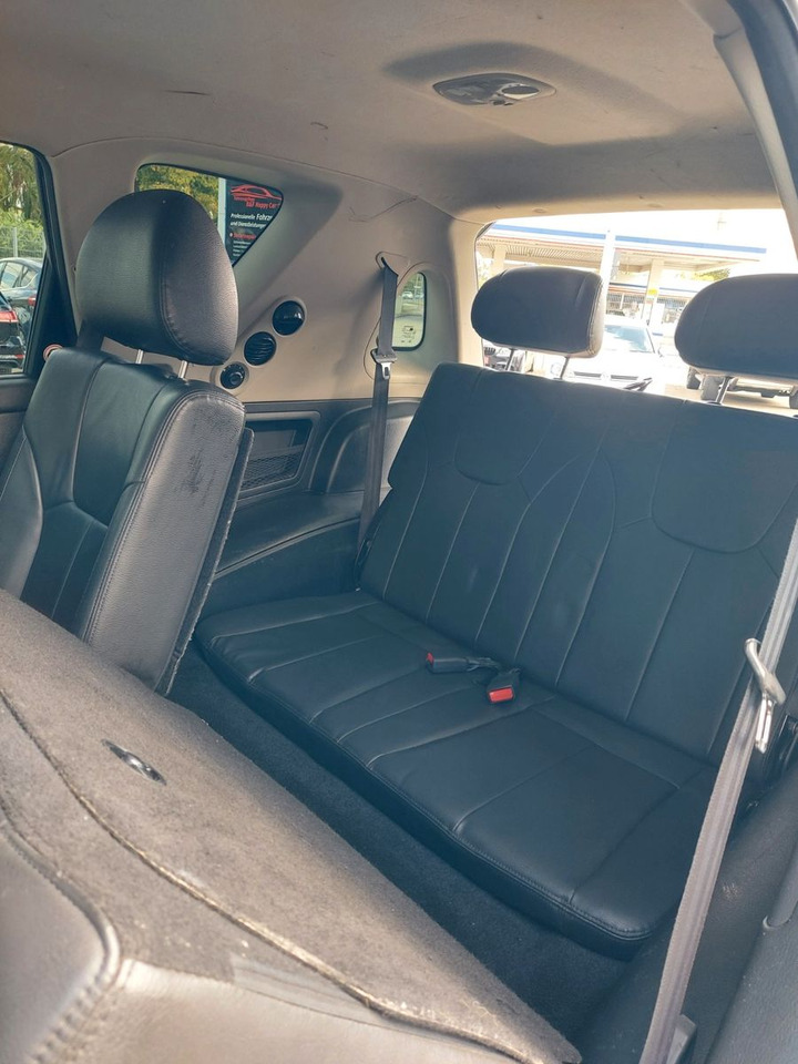 Ssangyong REXTON Rexton II Automatik 7 Sitze Leder 4x4 - SUV: slika 3 Ssangyong REXTON Rexton II Automatik 7 Sitze Leder 4x4 - SUV: slika 3