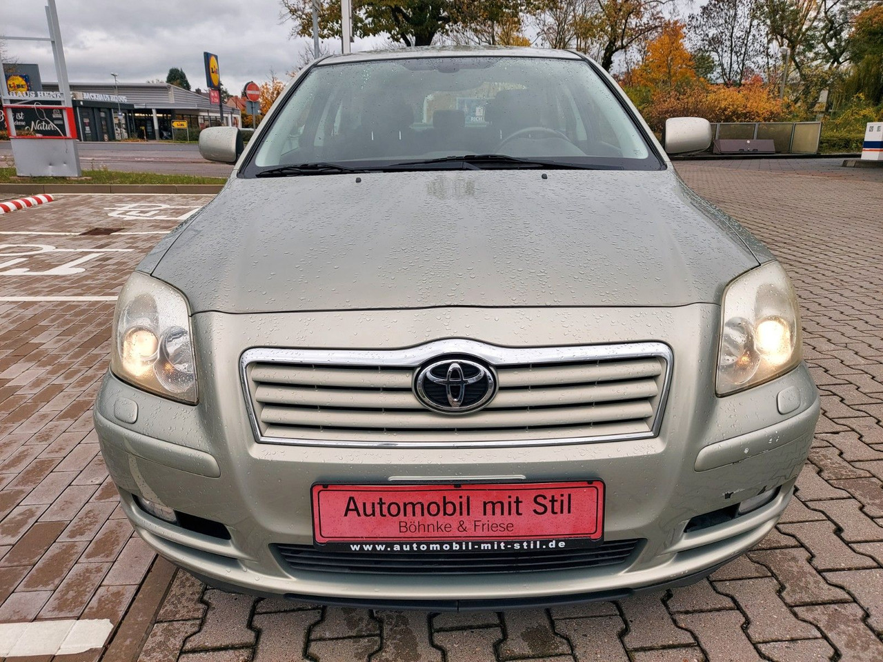 Toyota Avensis 1.8 VVT Lim. Klima Sitzheizung - Limuzina: slika 2 Toyota Avensis 1.8 VVT Lim. Klima Sitzheizung - Limuzina: slika 2