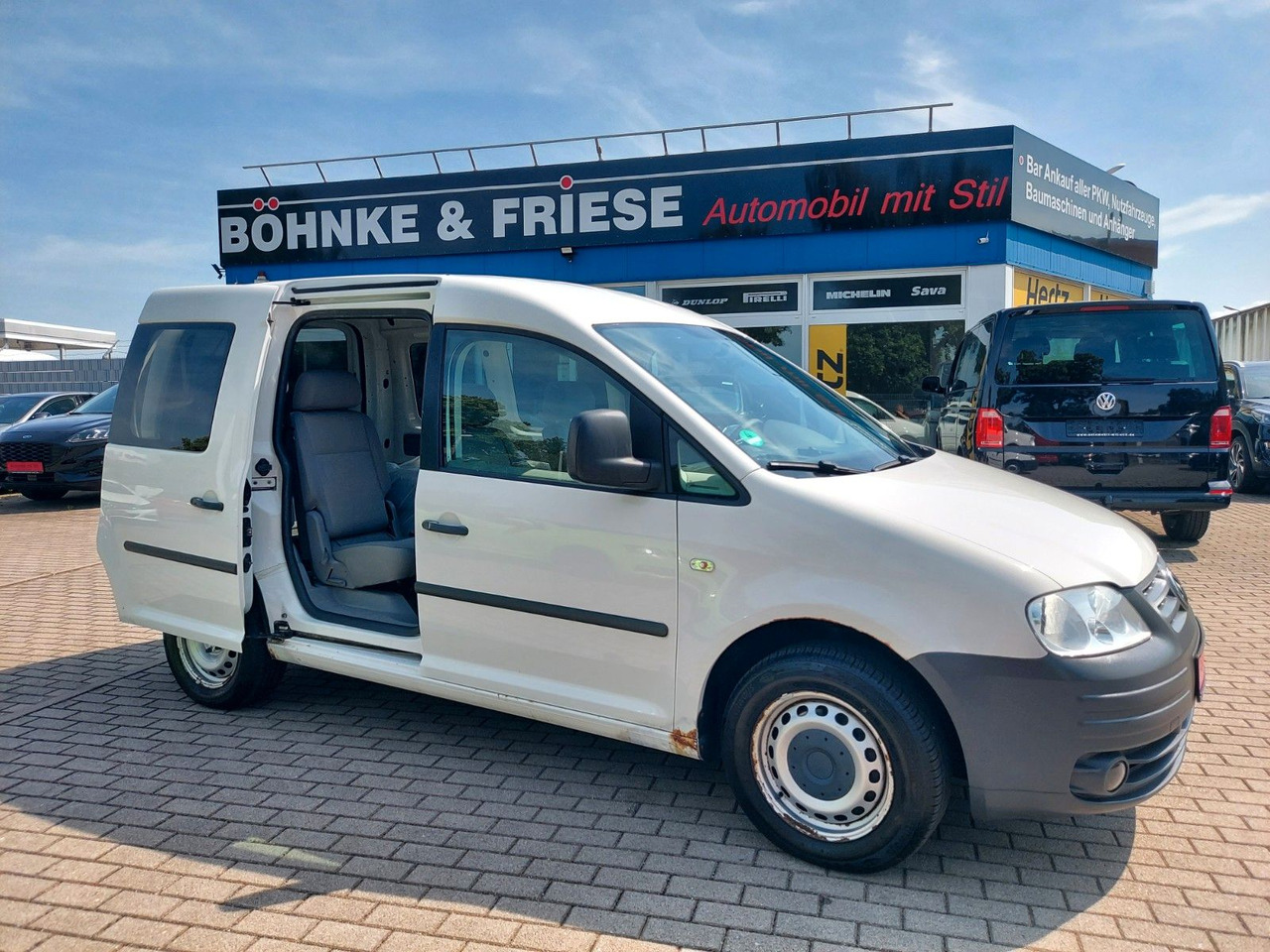 Volkswagen Caddy Kombi 1.9 Tdi Klima max. 5 Sitze AHK - Putnički kombi: slika 1 Volkswagen Caddy Kombi 1.9 Tdi Klima max. 5 Sitze AHK - Putnički kombi: slika 1