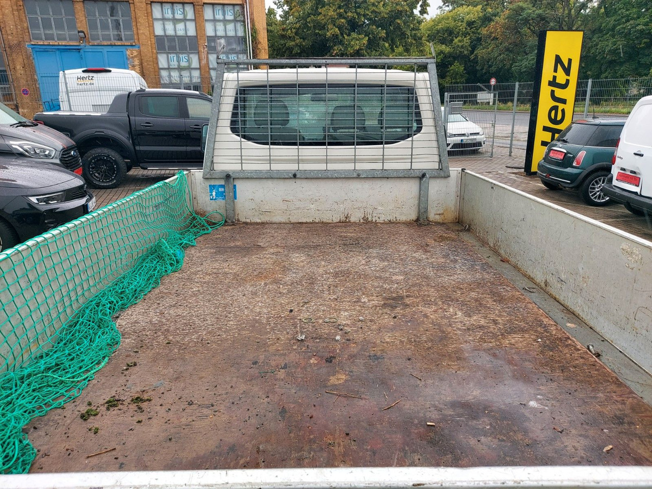 Volkswagen T5 Transporter Pritsche lang 1.9 AHK - Dostavno vozilo s ravnom platformom: slika 2 Volkswagen T5 Transporter Pritsche lang 1.9 AHK - Dostavno vozilo s ravnom platformom: slika 2