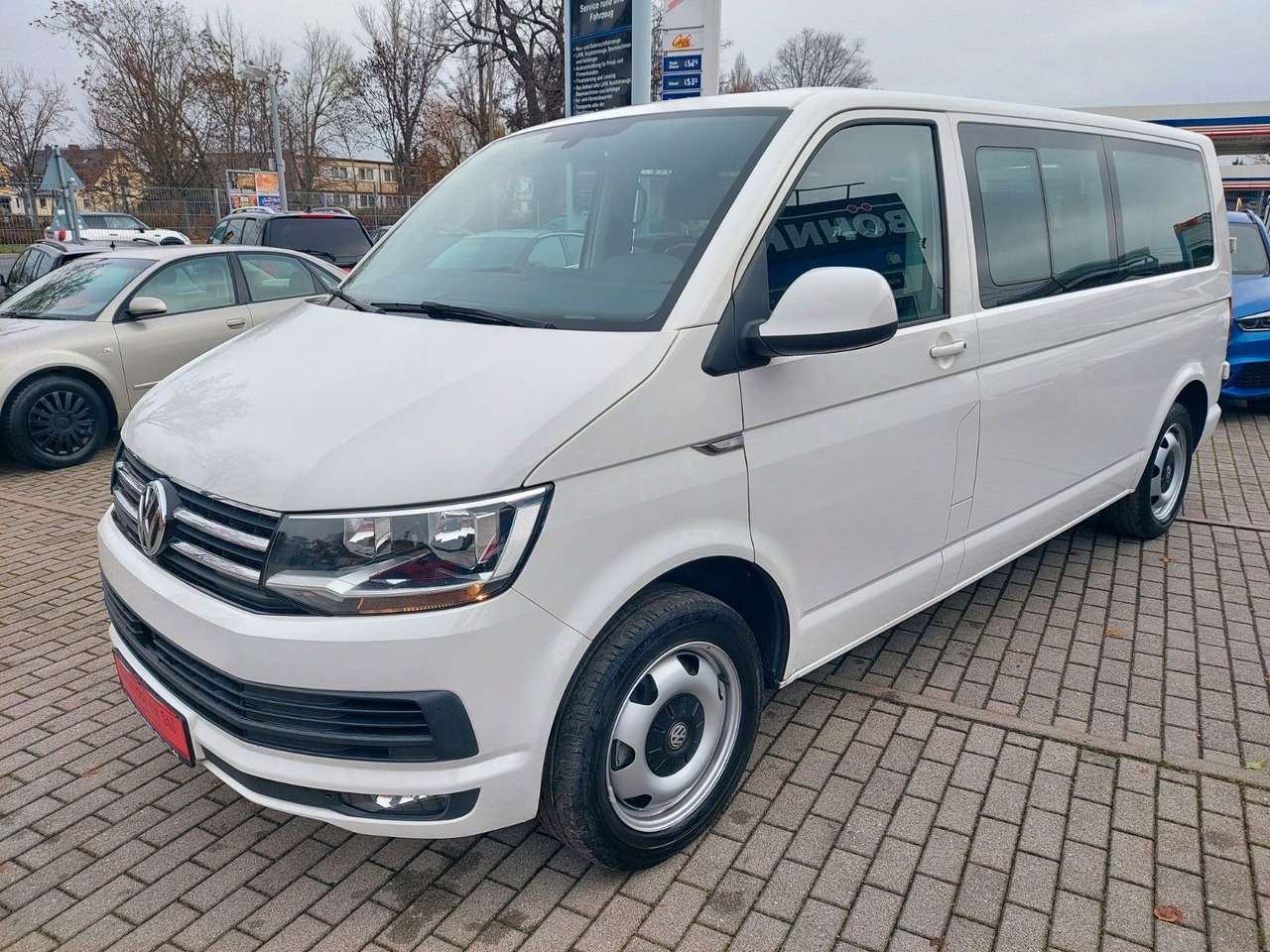 Volkswagen T6 Caravelle Comfortline Lang DSG 8 Sitze ACC - Putnički kombi: slika 4 Volkswagen T6 Caravelle Comfortline Lang DSG 8 Sitze ACC - Putnički kombi: slika 4