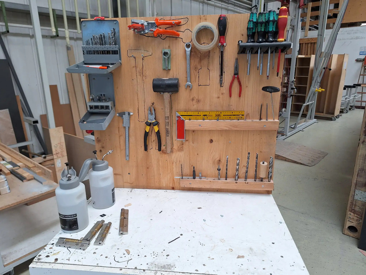 1 Stk. Arbeitsplatz - Гаражна опрема: slika 2 1 Stk. Arbeitsplatz - Гаражна опрема: slika 2