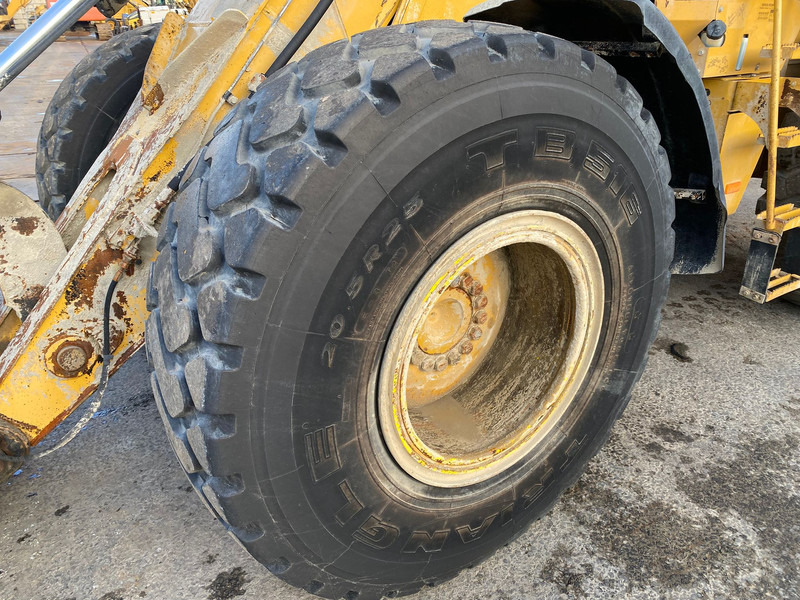 Utovarivač točkaš Caterpillar 924 H: slika 16