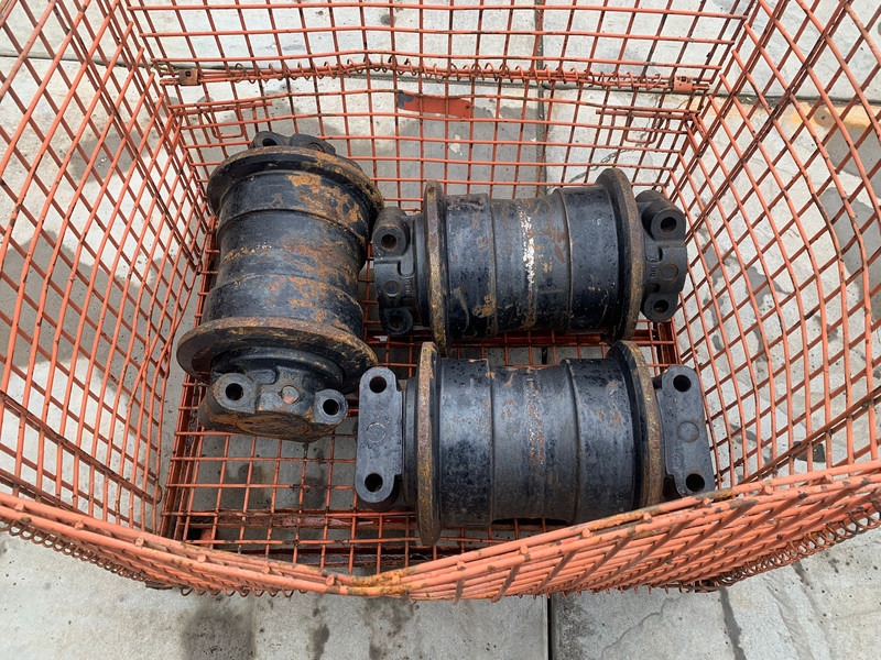 Hitachi Hitachi EX1200D5 bottom track roller SF - Ram/ Šasija: slika 1 Hitachi Hitachi EX1200D5 bottom track roller SF - Ram/ Šasija: slika 1