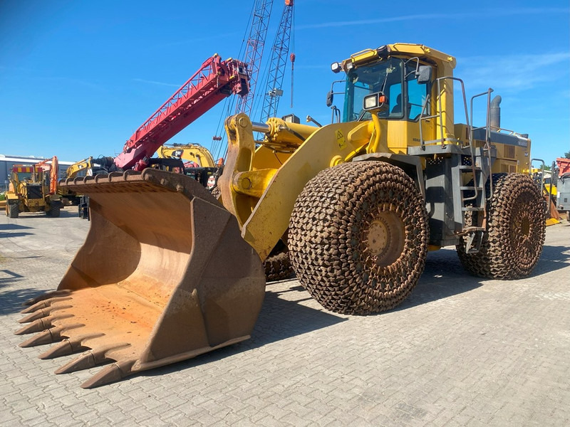 Komatsu WA600-3 NVT - Utovarivač točkaš: slika 1 Komatsu WA600-3 NVT - Utovarivač točkaš: slika 1
