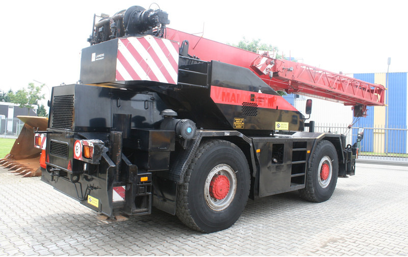 Tadano TR300EX NVT - Autokran za sve terene: slika 5 Tadano TR300EX NVT - Autokran za sve terene: slika 5