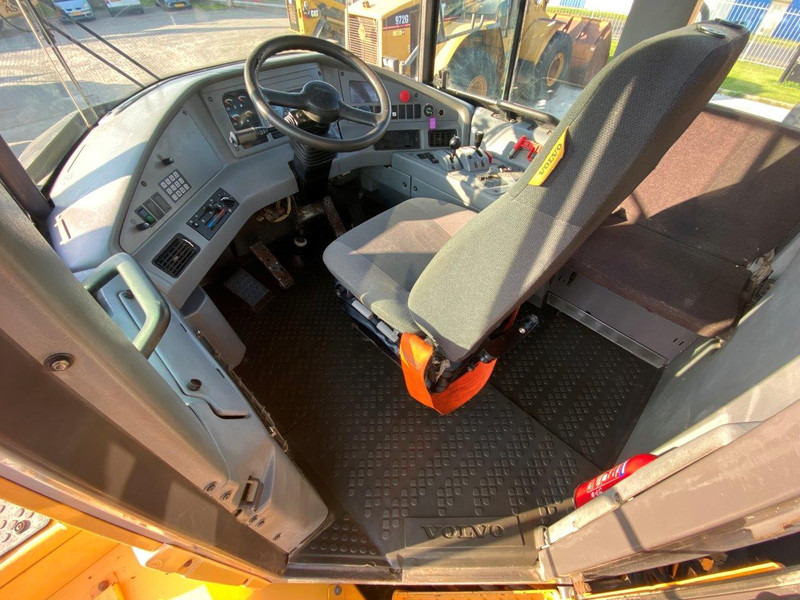 Volvo A40E NVT - Zglobni kiper: slika 3 Volvo A40E NVT - Zglobni kiper: slika 3