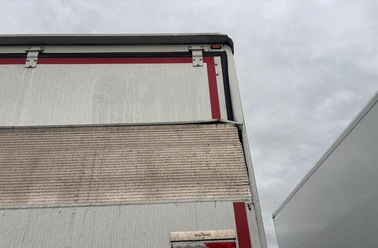 Iveco 140e28 euro 6 *48000 km - Kamion sa zatvorenim sandukom: slika 5 Iveco 140e28 euro 6 *48000 km - Kamion sa zatvorenim sandukom: slika 5