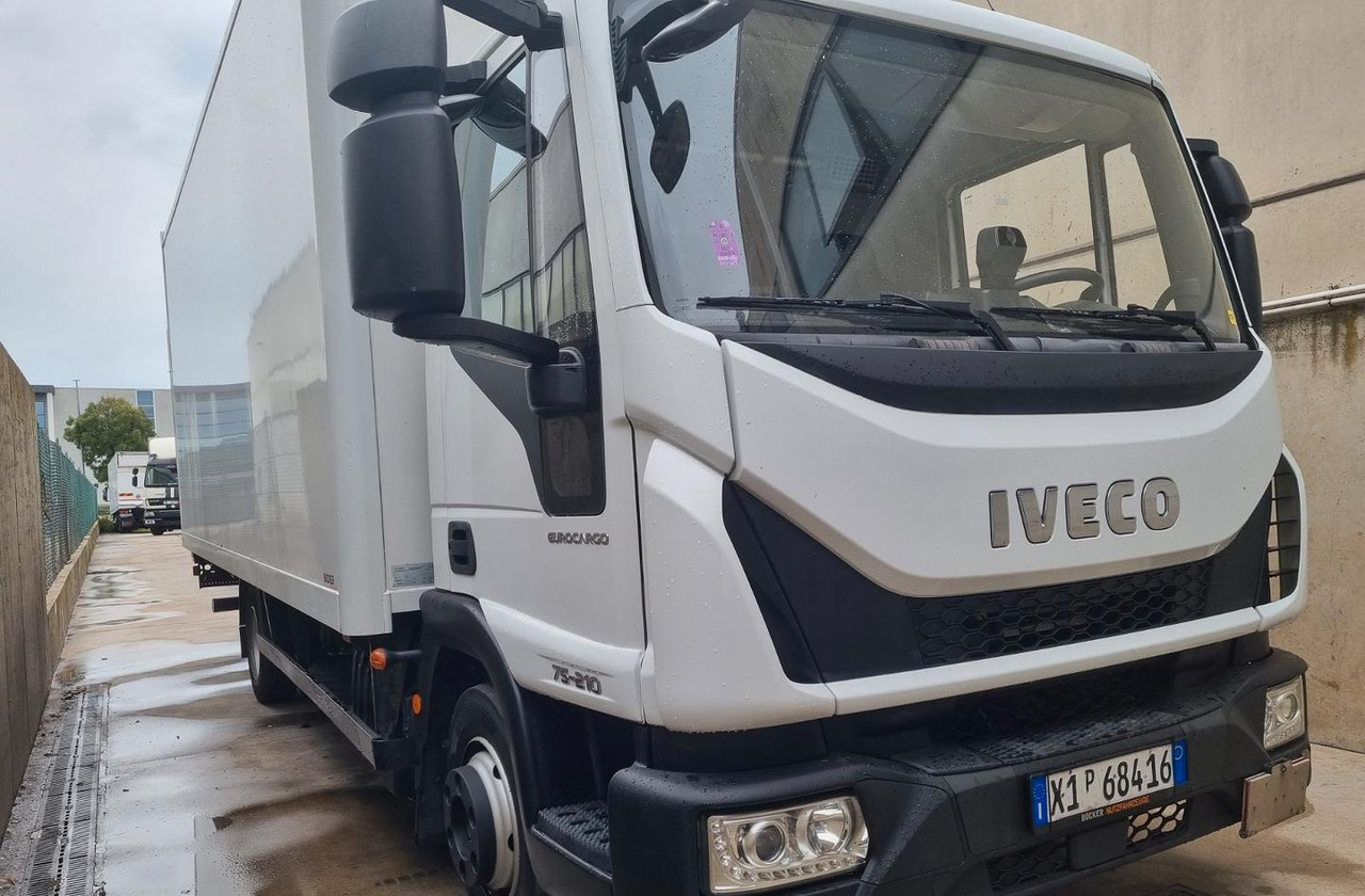 Iveco 75e21 p furgone e sponda euro 6 - Kamion sa zatvorenim sandukom: slika 2 Iveco 75e21 p furgone e sponda euro 6 - Kamion sa zatvorenim sandukom: slika 2