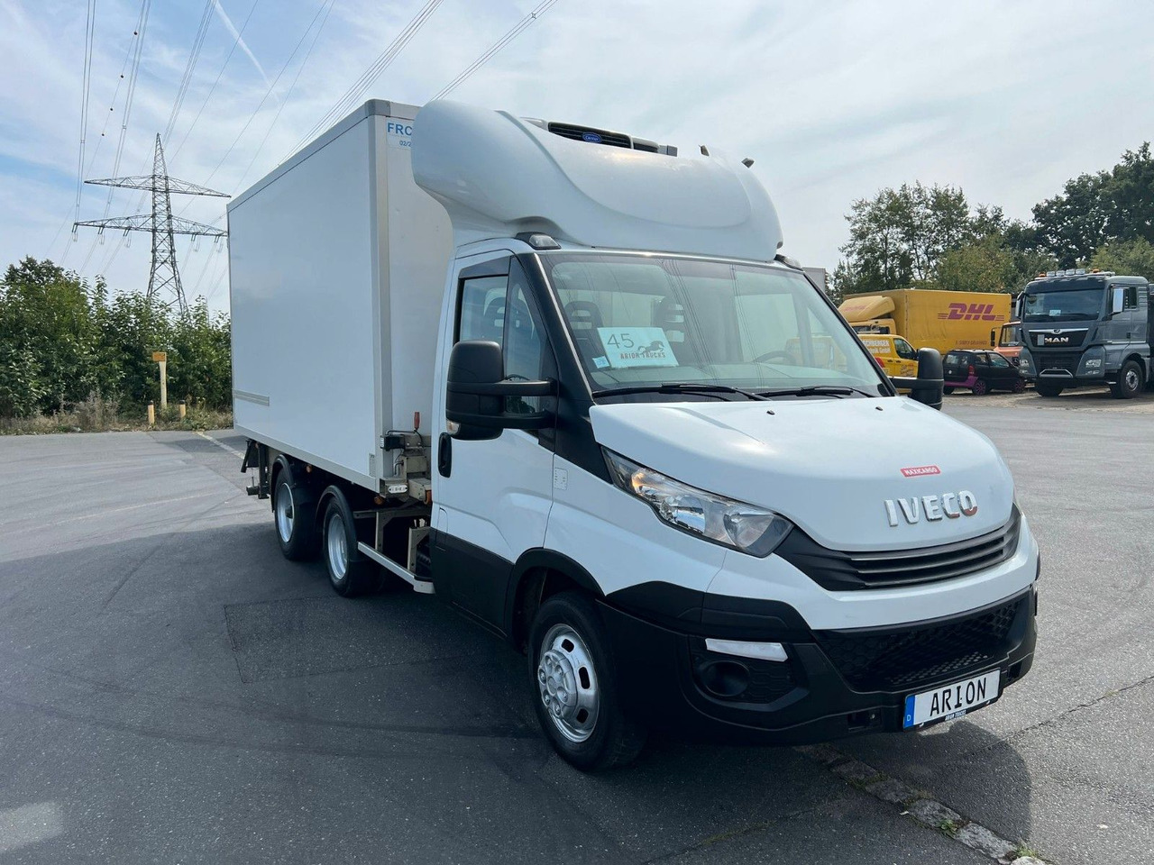 Iveco Daily 35C18 MAXICARGO Kühlkoffer/CARRIER/AC/EU6 - Dostavno vozilo hladnjača: slika 1 Iveco Daily 35C18 MAXICARGO Kühlkoffer/CARRIER/AC/EU6 - Dostavno vozilo hladnjača: slika 1