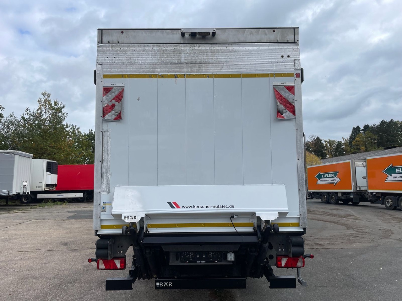 KERSCHER ZAA18 Kühlkoffer/CARRIER/SUPRA900U/LBW - Prikolica hladnjače: slika 3 KERSCHER ZAA18 Kühlkoffer/CARRIER/SUPRA900U/LBW - Prikolica hladnjače: slika 3