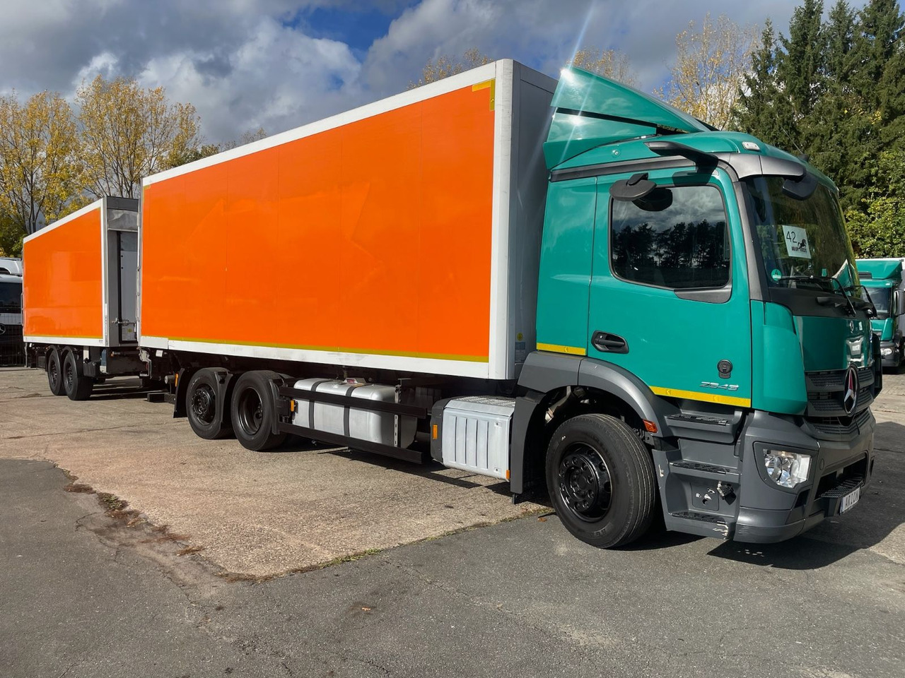 Mercedes-Benz Actros 2543 6x2 Kühlkoffer/CARRIER/NLA/LBW/ACEU6 - Hladnjača: slika 1 Mercedes-Benz Actros 2543 6x2 Kühlkoffer/CARRIER/NLA/LBW/ACEU6 - Hladnjača: slika 1