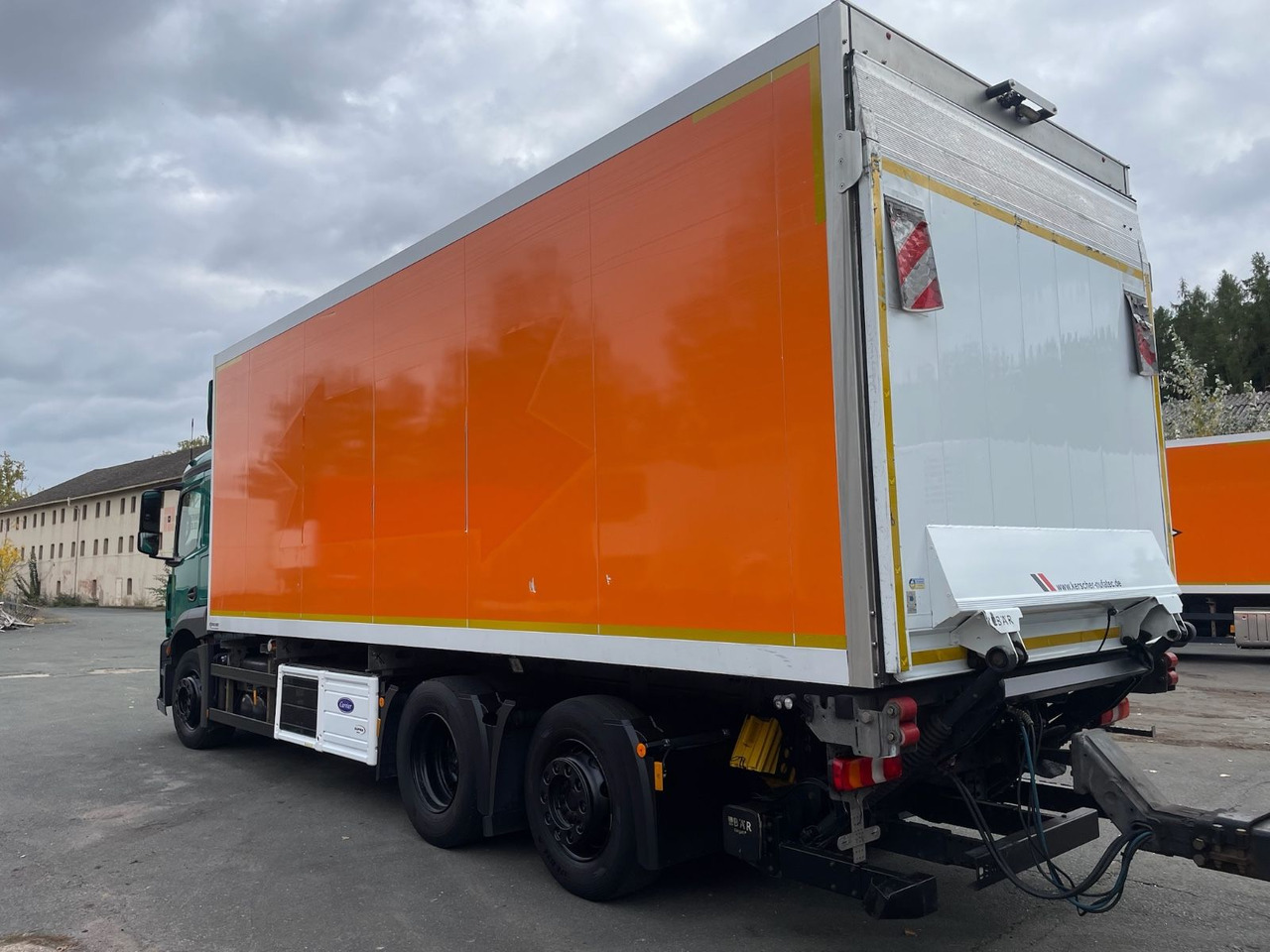 Mercedes-Benz Antos 2543 6x2 Kühlkoffer/CARRIER/NLA/LBW/AC/EU6 - Hladnjača: slika 4 Mercedes-Benz Antos 2543 6x2 Kühlkoffer/CARRIER/NLA/LBW/AC/EU6 - Hladnjača: slika 4