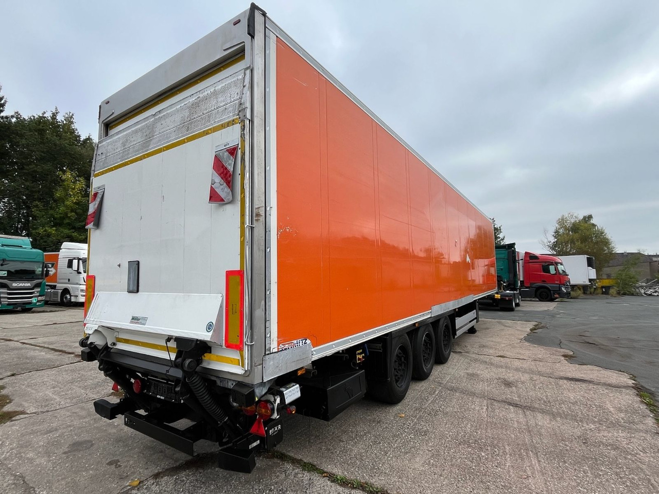 Schmitz Cargobull SCB*S3B/CARRIER/Vector1550/LBW/BÄR/2347h/13,4m - Poluprikolica hladnjače: slika 4 Schmitz Cargobull SCB*S3B/CARRIER/Vector1550/LBW/BÄR/2347h/13,4m - Poluprikolica hladnjače: slika 4