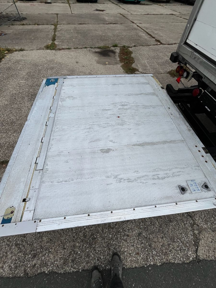 Schmitz Cargobull SCB*S3B/CARRIER/Vector1550/LBW/BÄR/2347h/13,4m - Poluprikolica hladnjače: slika 5 Schmitz Cargobull SCB*S3B/CARRIER/Vector1550/LBW/BÄR/2347h/13,4m - Poluprikolica hladnjače: slika 5