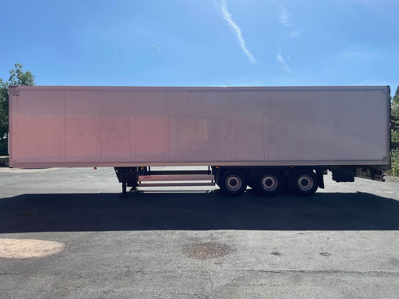 Schmitz Cargobull SCB*S3B /TÜV04-26 /2195h / Multi-Temp/13,4m - Poluprikolica sa zatvorenim sandukom: slika 4 Schmitz Cargobull SCB*S3B /TÜV04-26 /2195h / Multi-Temp/13,4m - Poluprikolica sa zatvorenim sandukom: slika 4